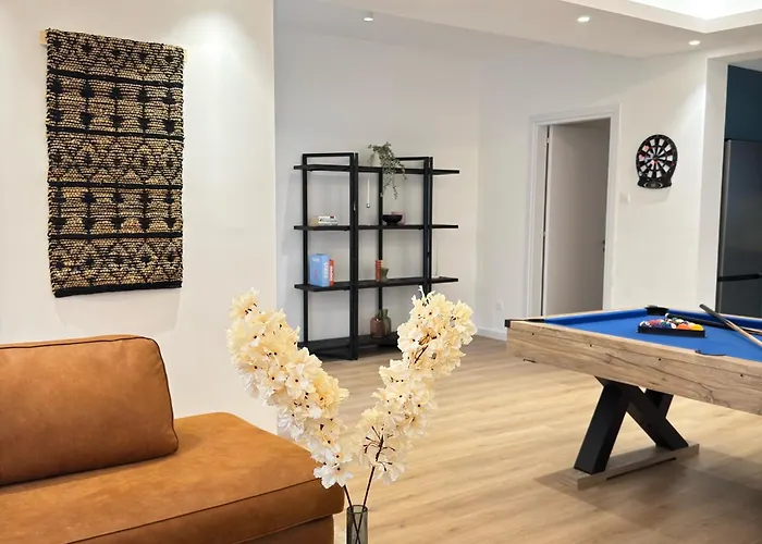 Gamehouse In The Center * 尼科西亚